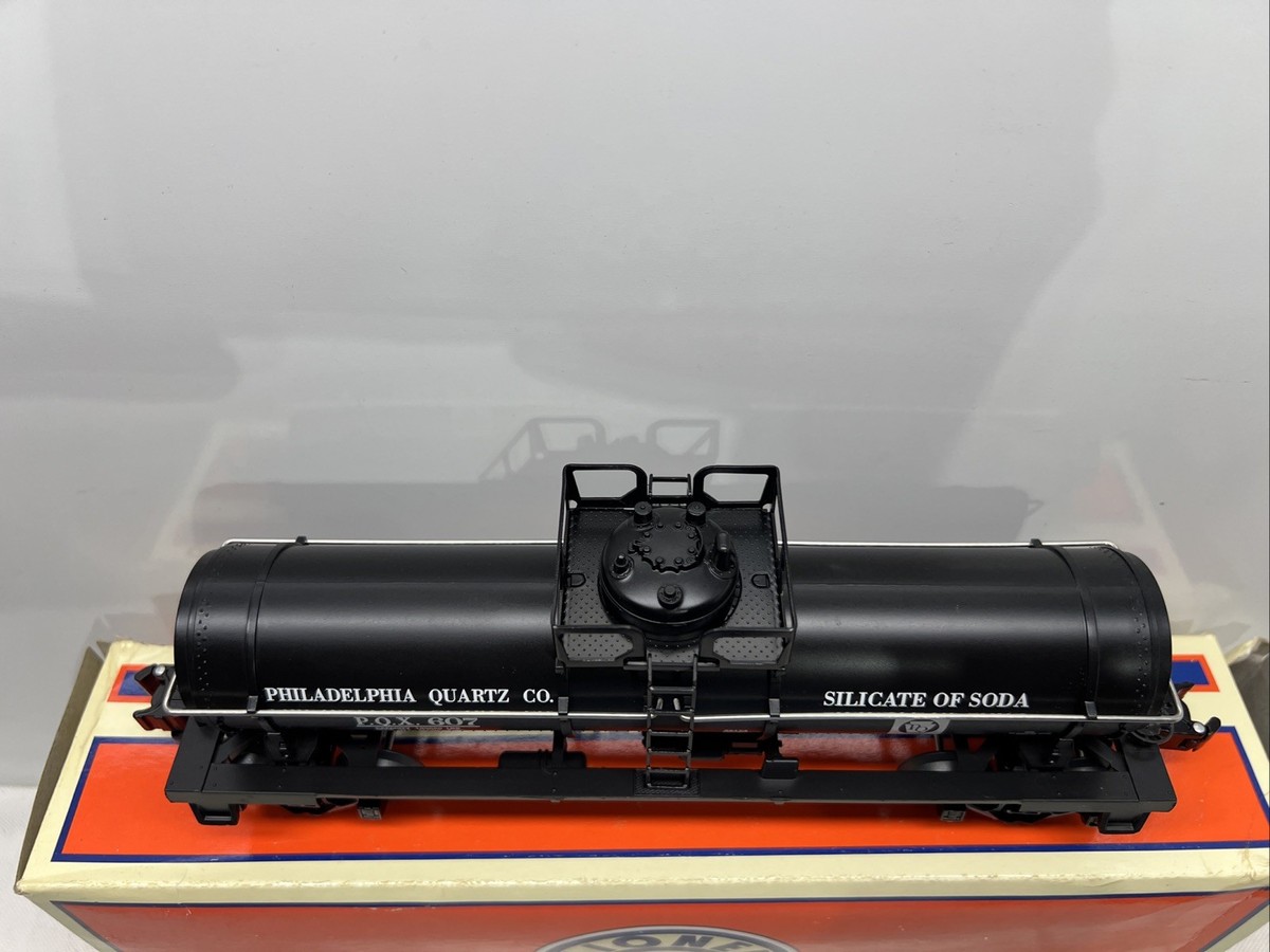 Lionel 6-36174 Philadelphia Quartz Co. Single Dome Tank Car 2013 