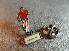 RARE PINS PIN'S - FOOTBALL - U.S.V 91 / 92 - SPORT - JOUEUR - CLUB - MATCH