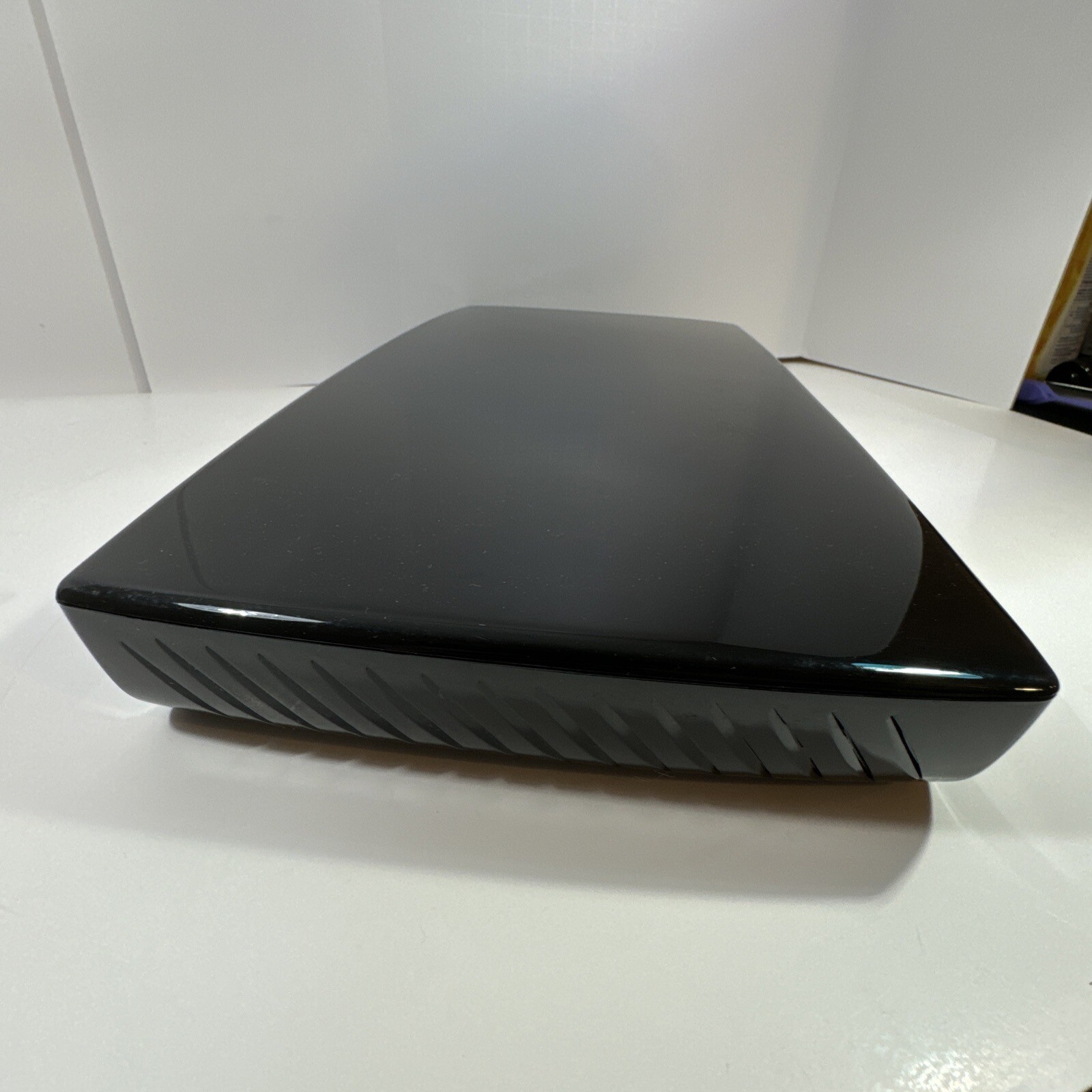 TiVo Roamio TCD846500 Cable or Antenna DVR W/ Remote, Manual, Power