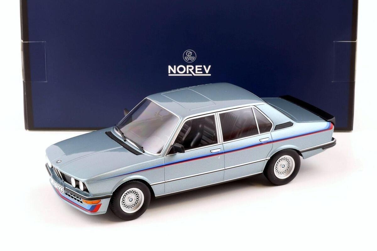 Amazon.com: Norev NV183263 1:18 1986 BMW M535i-Black - ノレブ Amazon.com: Norev NV183263 1:18 1986 BMW M535i-Black - ノレブ