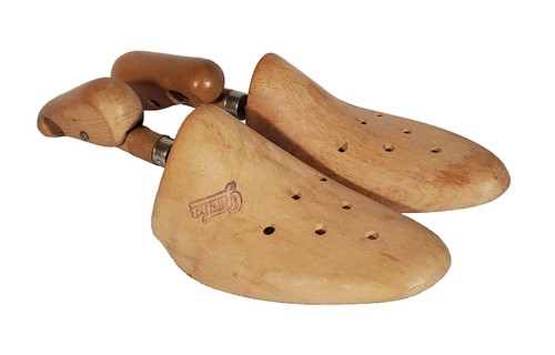 Shoe Stretcher MISERWE Kit Adjustable With Bunion Plugs