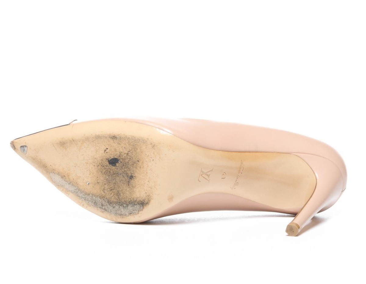 LOUIS VUITTON LV LOGO Womens Blush Pink Silver Pointed-Toe
