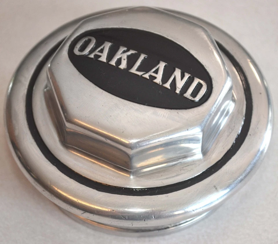 Крышка смазочная для колпака ступицы колеса 1927-1928 Oakland деревянная, Greater Six и модель 212 - Изображение 2 из 4