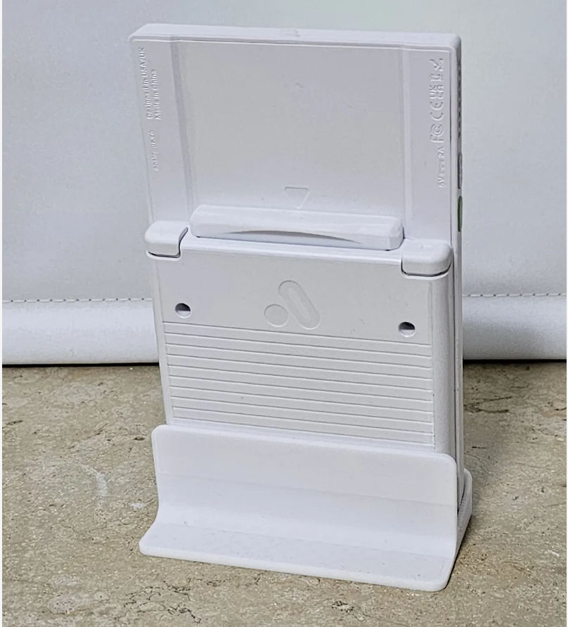 Analogue Pocket Display Stand Dock for the Multi-Game Analogue Pocket Display Stand Dock for the Multi-Game