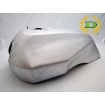 ホンダCB1100タンク s-l400.jpg