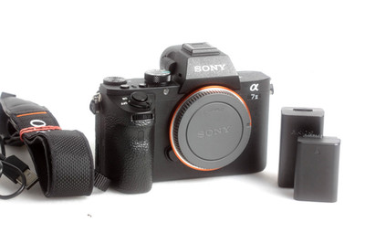 Sony Alpha 7II Spiegellose 24,3 MP Systemkamera Mirrorless Camera Digital Camera