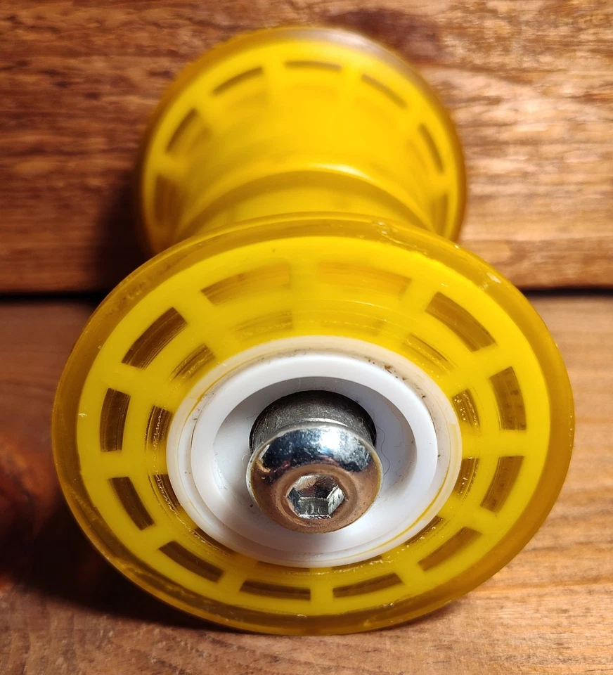 👀 Piezas elípticas Champion C44F ruedas de rodillos descontinuadas RARO Foto 3 de 4