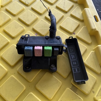 98-00 Lexus GS300 GS400 3.0L 24V A/T Fuse Box Relay Junction Block 3138XA1 OEM