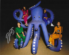 * BELA SALAZAR * signed 8x10 photo * THE LINDA LINDAS * COA *