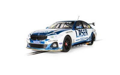 Scalextric C4526 BMW 330e NGTC Laser Tools Jake Hill 2023 #24 Neu