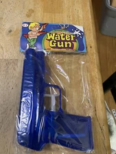 VTG KY Water Gun/Squirt Gun Made in Hong Kong Blue Color New Sealed NOS