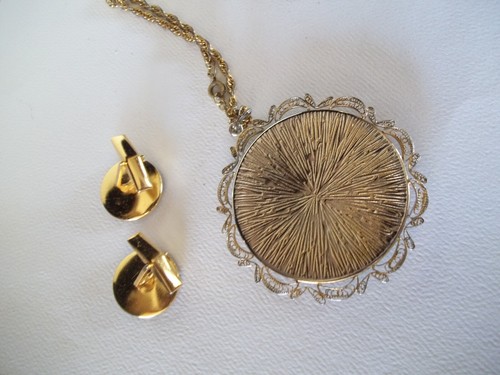 Conjunto de Collar Vintage Español Matador Matador y Medallón Oro Negro España - Imagen 5 de 8