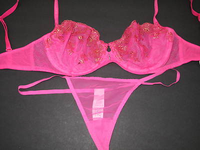 Set Soutien-gorge 2 Pièces Victoria's Secret – Taille 32 DD, Neuf Avec étiquettes