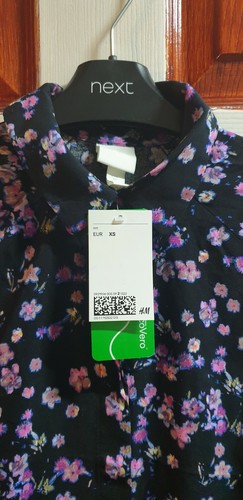 H&M BLACK PURPLE FLORAL TIERED MIDI MAXI DRESS SIZE XS BLOGGERS FAVOURITE Sold - Picture 10 of 10
