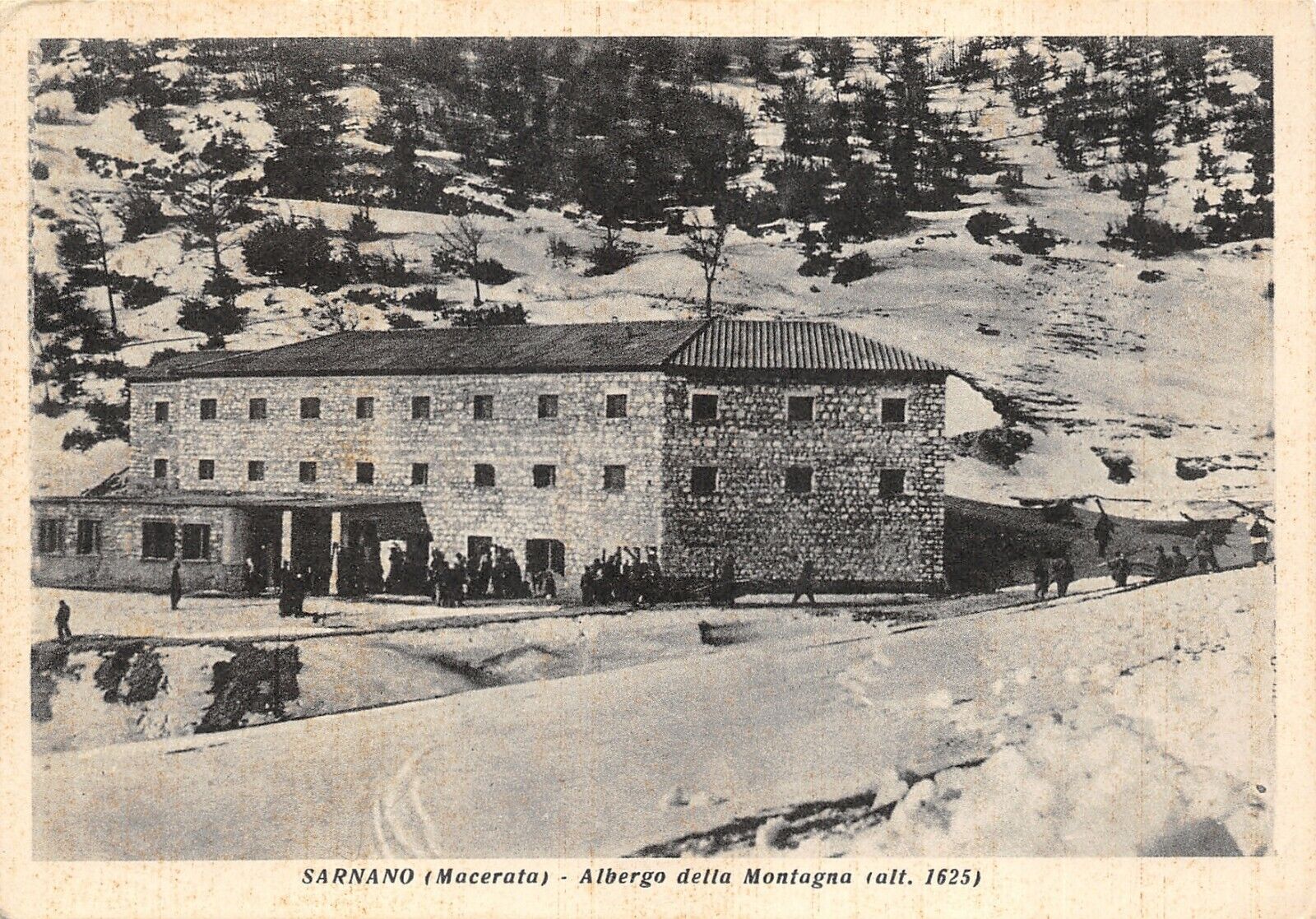 Foto 1 di 2