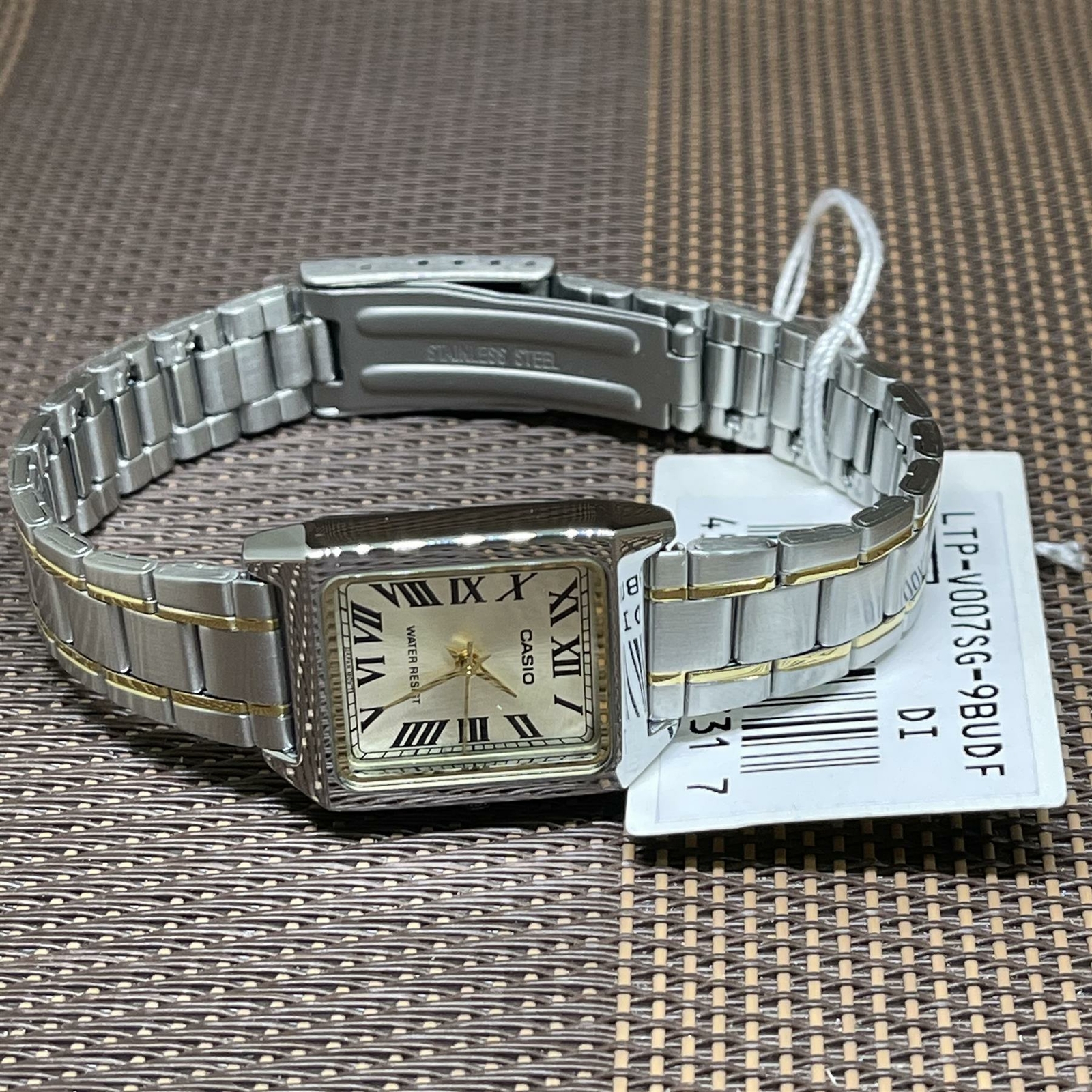 Casio LTP-V007SG-9B Analog Ladies Champagne Dial Stainless Steel 