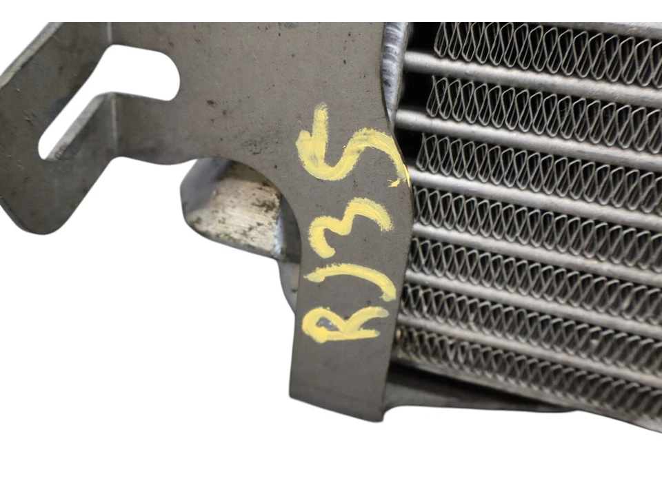 06-11 Mercedes E63 AMG CLS550 Right Engine Oil Cooler Radiator W/ Bracket Oem - Image 4 of 4