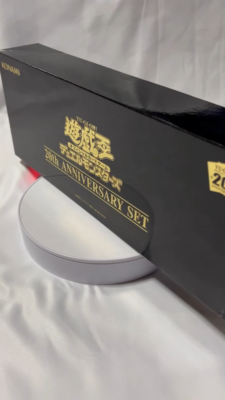 遊戯王20th ANNIVERSARY SET &BOX Yugioh 20th Anniversary Set Box OCG Card Game Playmat & sleeve 100