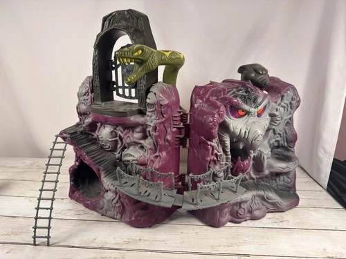 Vintage 1984 He-Man Masters of the Universe MOTU Snake Mountain Playset Working