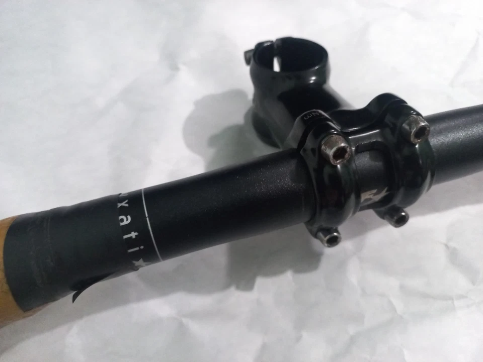 Fyxation Rodeo 42 厘米 Bullhorn 手把 - 黑色 — 第 3/3 张图片