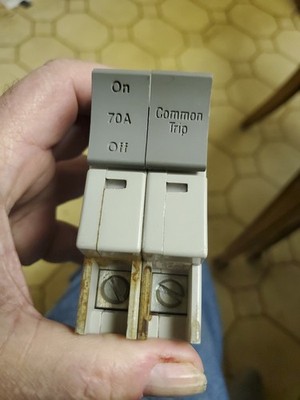 (1)  Square D Trilliant SDT270 70 Amp 2 Pole Circuit Breaker Type SDT 70A  240 V