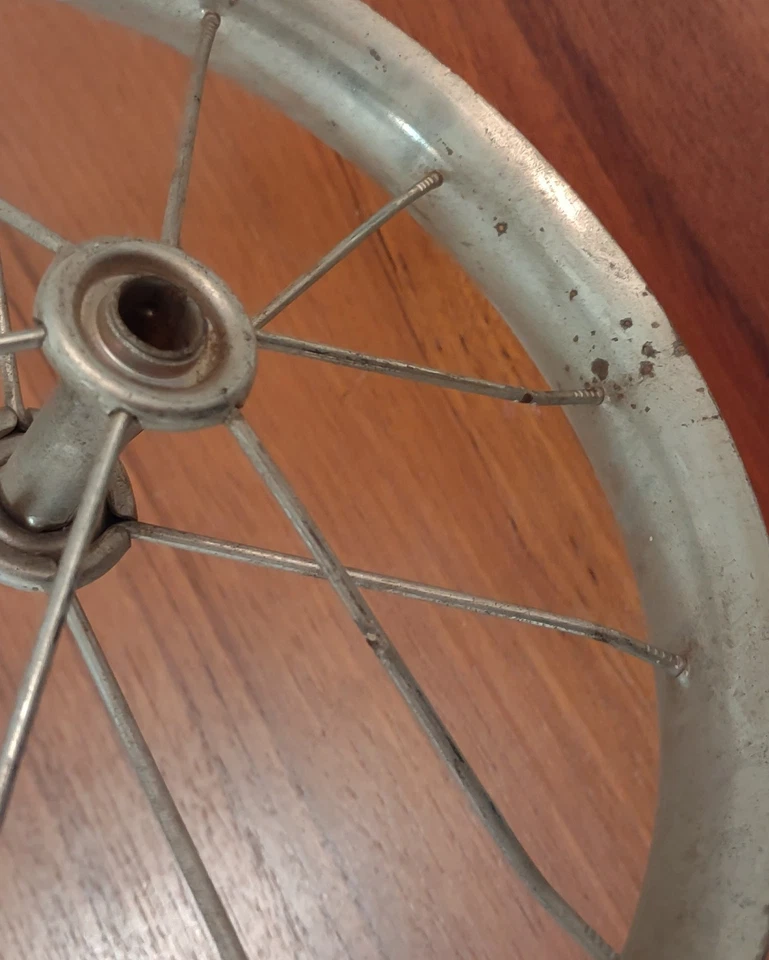 Колесо ступицы со спицами для трехколесных велосипедов 9 дюймов - Изображение 3 из 4