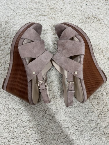 Cole Haan Laci Platform Wedge Sandal in Stone Taupe Suede Size 9B Comfort NWOB - Picture 6 of 13