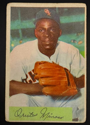 Minnie Minoso [.895/ .961 Field Avg.] #38 1954 Bowman card