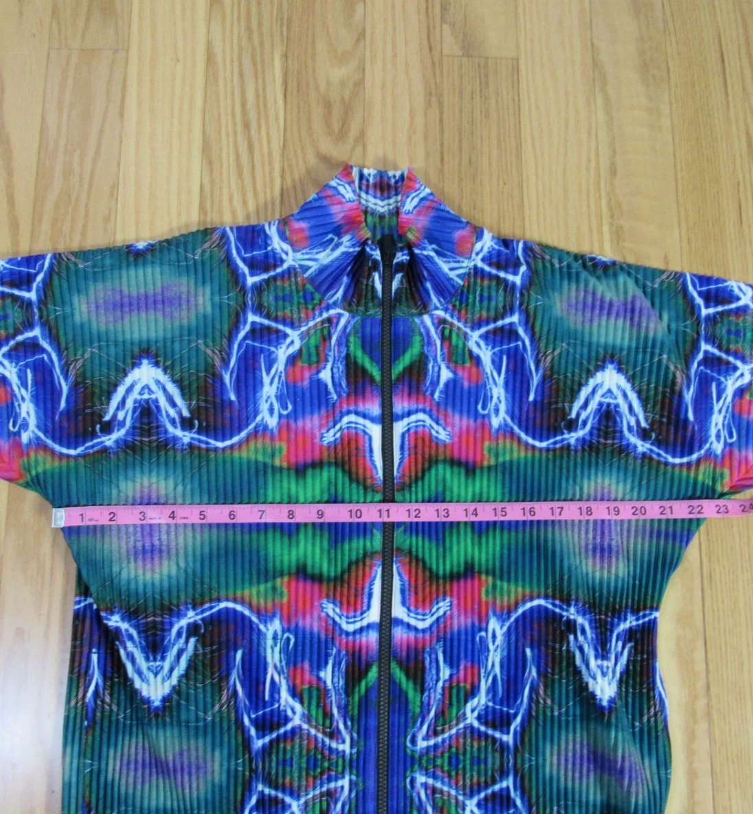 NWOT Issey Miyake Men Collection Psychedelic Zip Up Pleated Jacket 1/S - product detail image 7