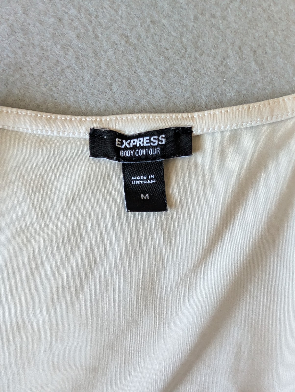 Express Body Contour Ivory Cream Long Sleeve V Neck Bodysuit Thong Back Neutral image 4