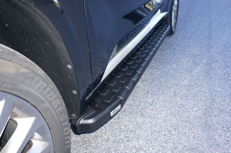 For Bentley Bentayga 17-26 5.5" REC Series Black Running Boards w Black Trim