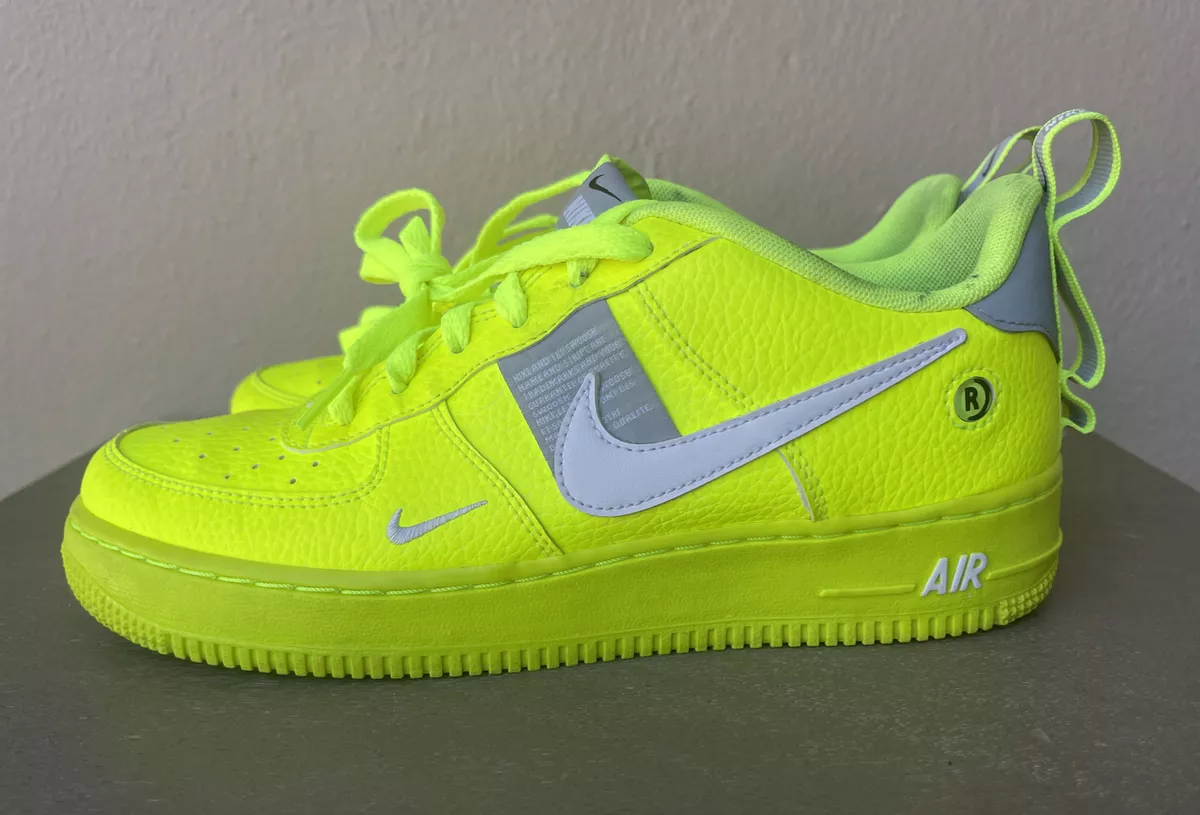 Nike Air Force 1 Low LV8 Utility GS 'Volt