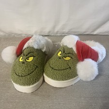 American Eagle Grinch Scuff Slipper Women  s Size 7 NWT