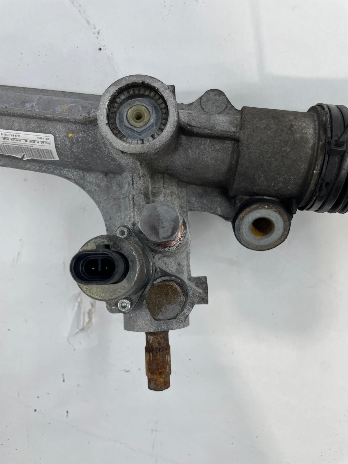 2014 Maserati Quattroporte S Rack & Pinion Stear Gear & Tie Rod End 06700367180