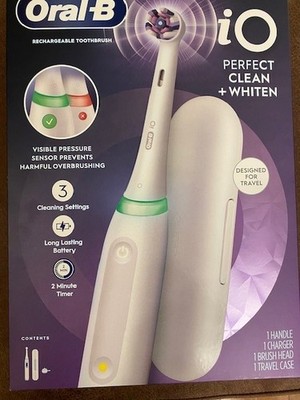 Oral-B iO Perfect Clean & Whiten Rechargeable Electric Toothbrush