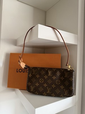 Neuwertige Louis Vuitton Pochette NM Monogram Canvas