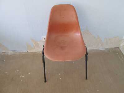 Eames Fiberglas sidechair Herman Miller Vitra Orange 2 Stück