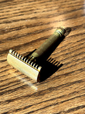 Vintage 1930's Gillette Safety Razor Made in USA Ball End