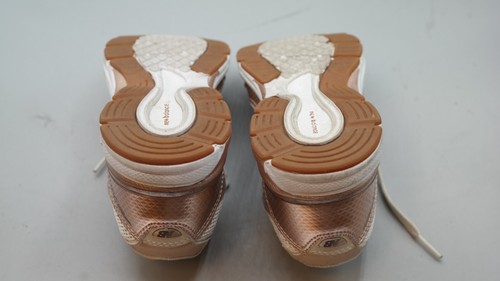 New Balance 990v4 white gold Soft Bottom KJ9902KP kid Size 1 US- used - 第 3/5 張圖片