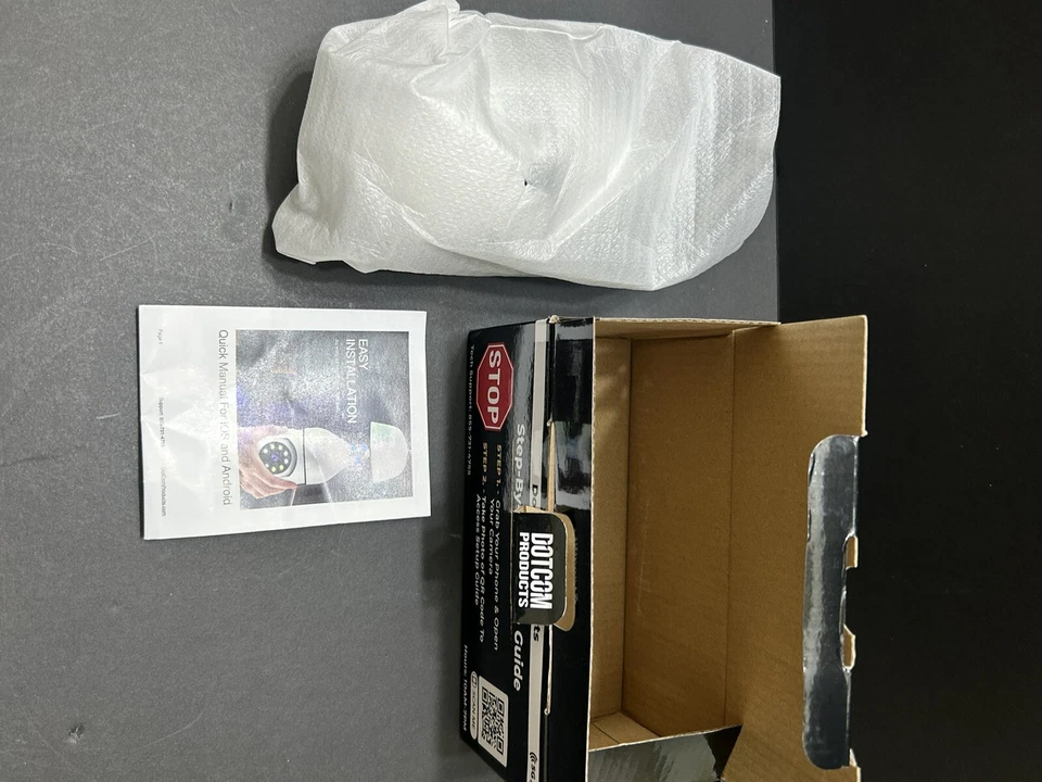 Dot Com Products Light Socket 5G Security Camera - Image 3 of 4