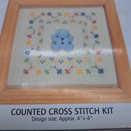 Kit de punto de cruz contado DMC para bebé niño principiante marco de 4""x4"" incluido - Imagen 4 de 9