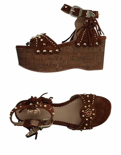 Las sandalias ASH,  nuevas, tallas  40.