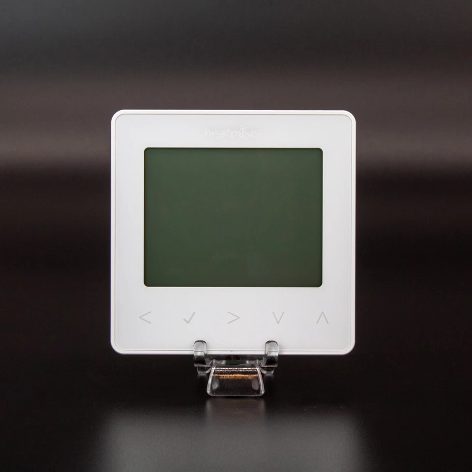 Heatmiser NeoStat v2 230v Glacier White Thermostat for Water Underfloor Heating. - Image 4 of 4