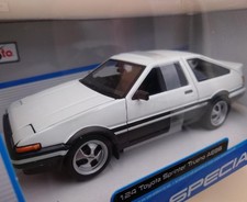 1/24 Toyota Sprinter Trueno AE86 White/Black Made by Maisto Minicar