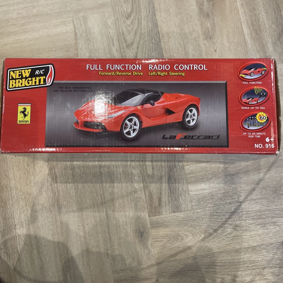 LA FERRARI Red R/C Car 1:16 Scale by New Bright Radio control P1E3 - Image 3 of 4