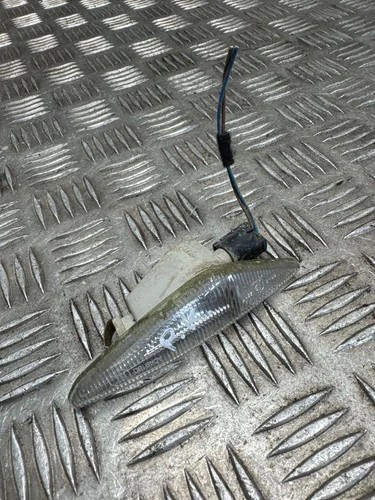 BMW X5 E70 Kotflügelblinker vorne links 7267977 17117100 3.00 Petrol 35101229