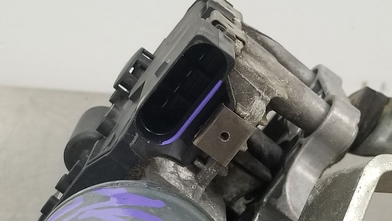 Audi R8 2008-2015 LEFT Windshield wiper motor P/N 1717282