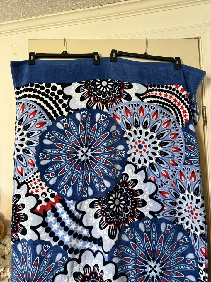 Vera Bradley Fireworks Medallion Beach Towel Retired Pattern Rare! 33” X 66” NWT - Image 2 of 4
