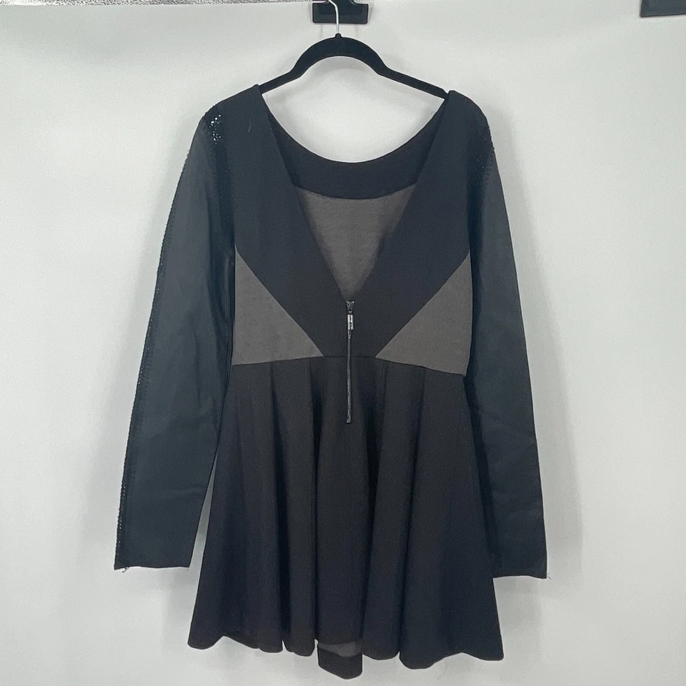 Vestido para mujer Stella & Jamie grande negro corto detalles de cuero genuino elástico Foto 3 de 4