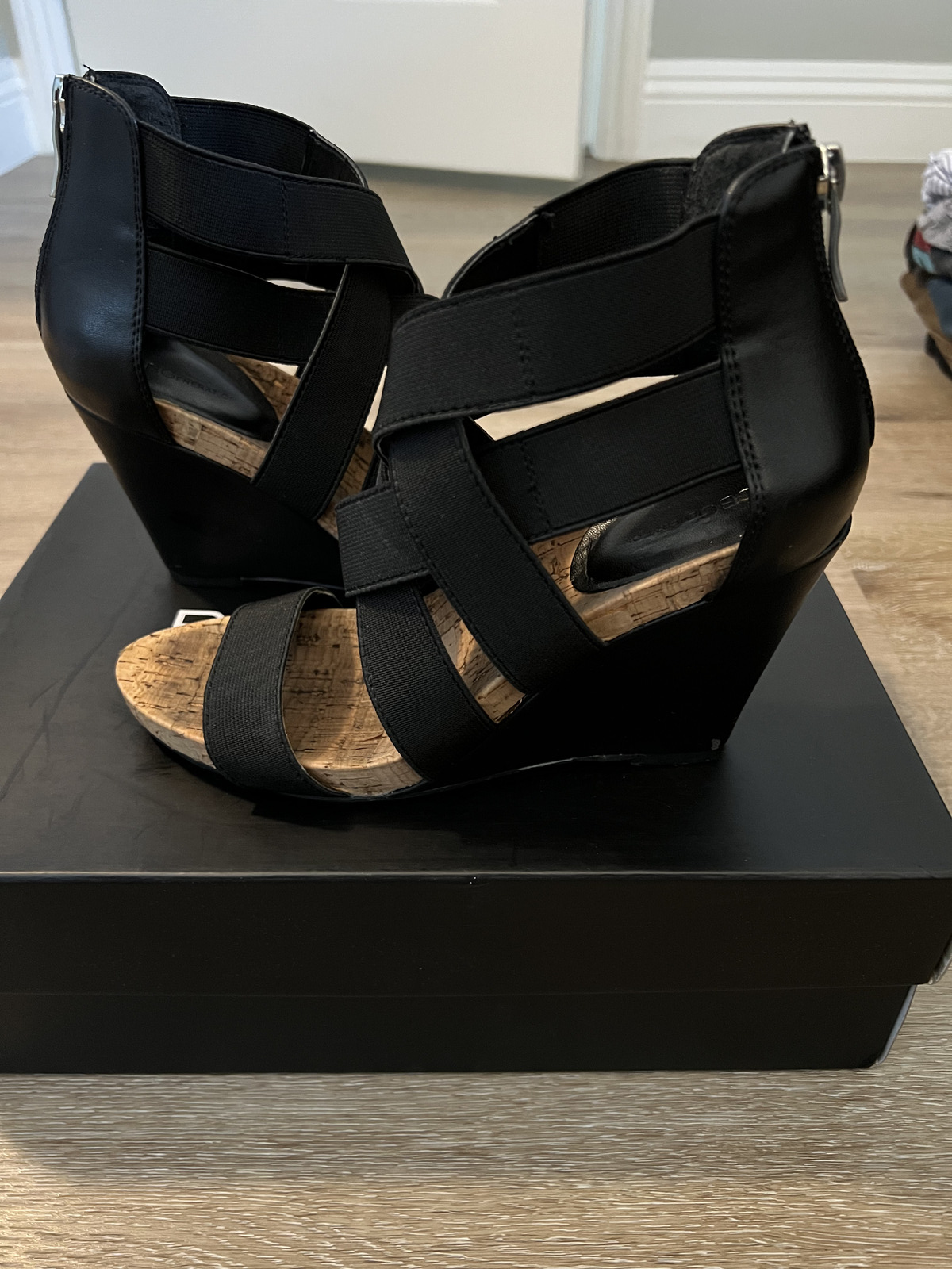 BCBGeneration BEVLEA Womens Black Cork Wedge Sandals Size 6.5M